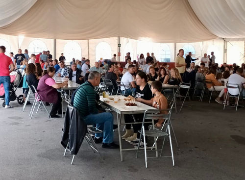 Almassora fiesta comunidad rumana.jpg