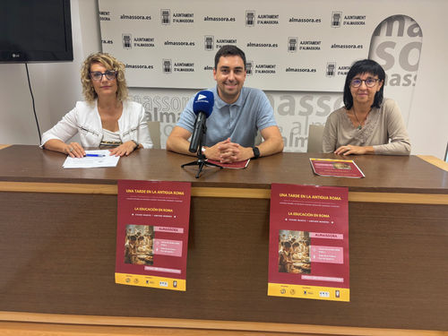 conferencia antigua roma educación.jpg