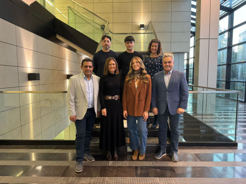 foto de familia 2026 reina.jpg