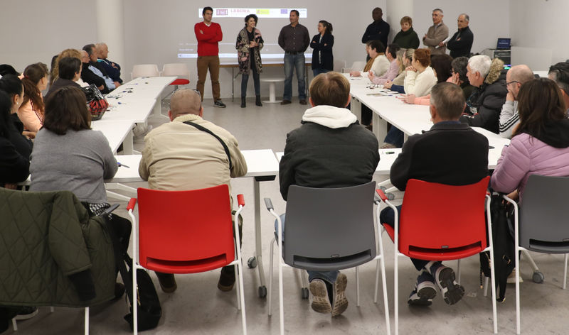 Taller de empleo de jardinería, albañilería y energías renovables Quart de Poblet.JPG