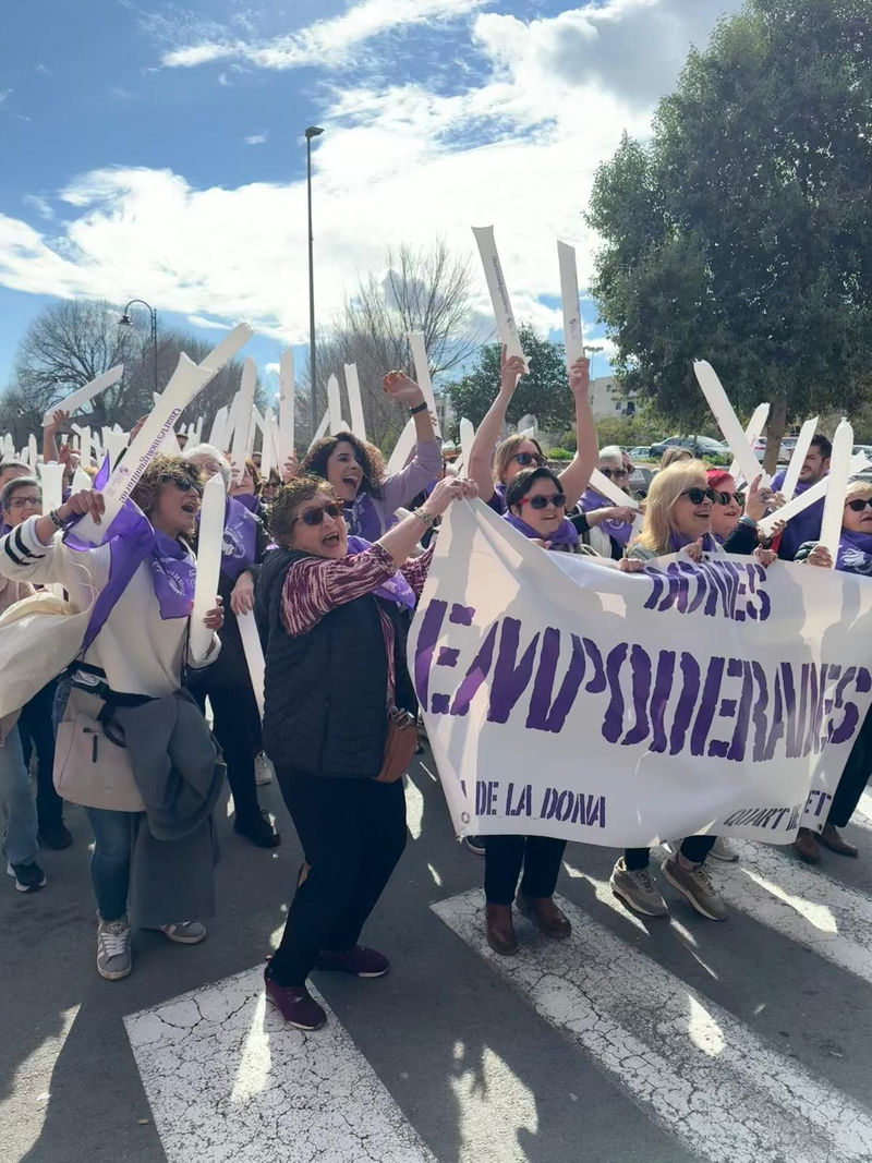 100325 Alcaldesa en marxa de la dona.jpg