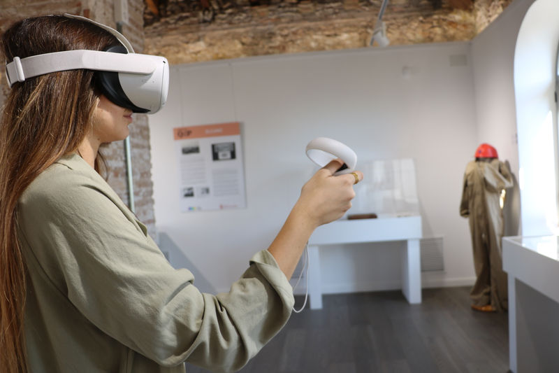 A través de la realidad virtual, se puede recorrer el municipio de Quart de Poblet a través de recreaciones digitales inmersivas.JPG