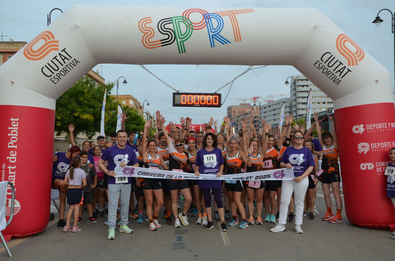 Inicio de la Carrera de la Dona con la alcaldesa Cristina Mora junto a los concejales de Deportes e Igualdad.JPG